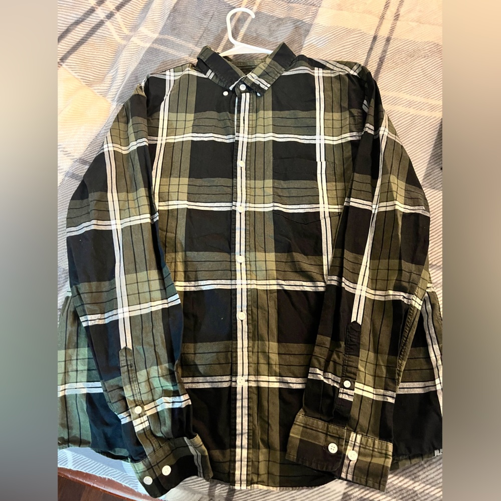 Express button down